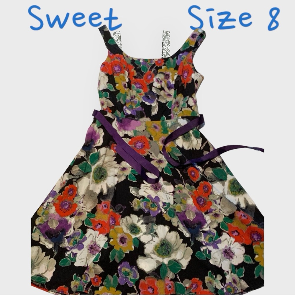 Free flowing flowered dress.